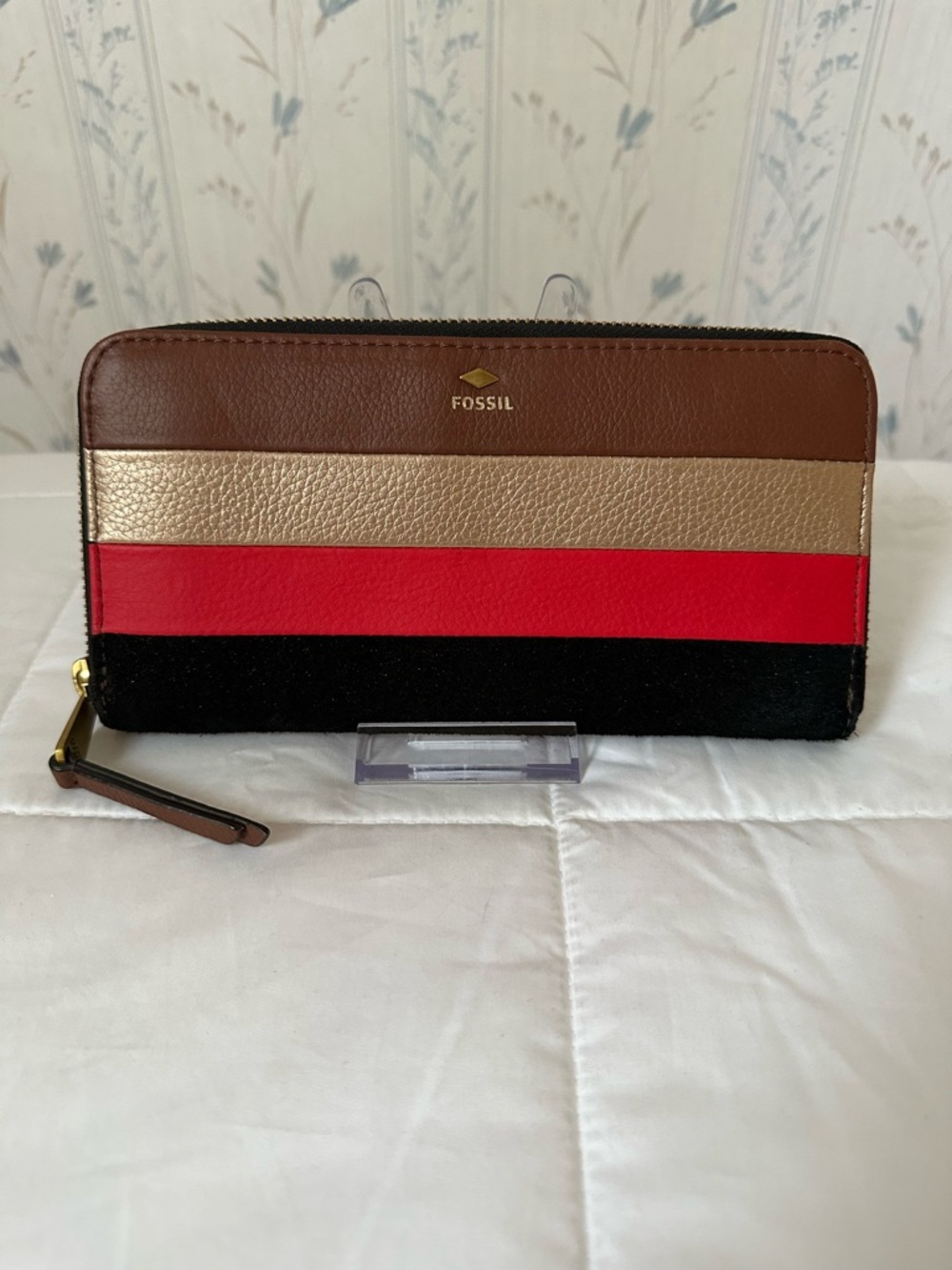 Fossil Colorblock Zip Leather Wallet
